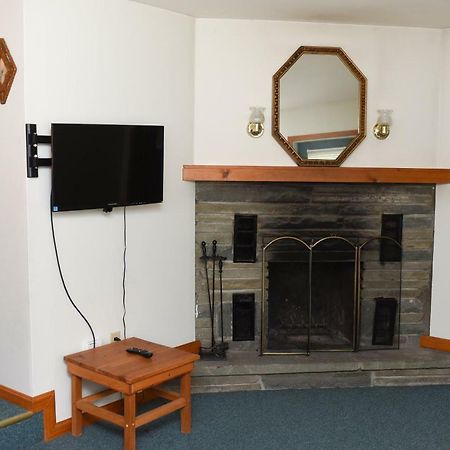Chestnut Grove Family Resort Mount Pocono Esterno foto