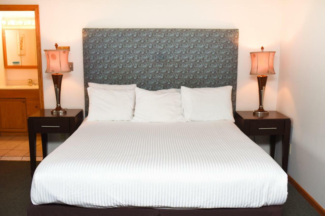 Chestnut Grove Family Resort Mount Pocono Esterno foto