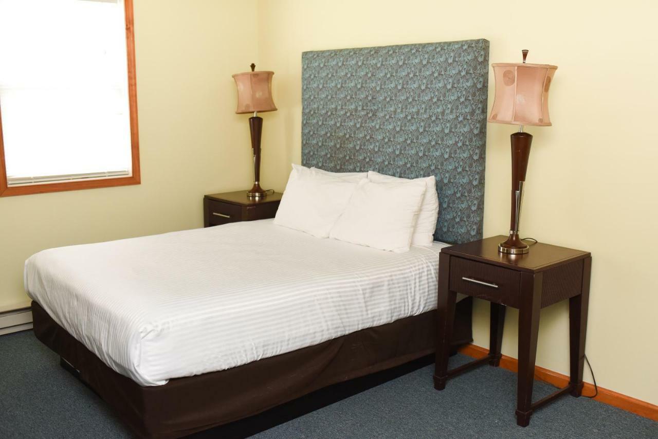 Chestnut Grove Family Resort Mount Pocono Esterno foto