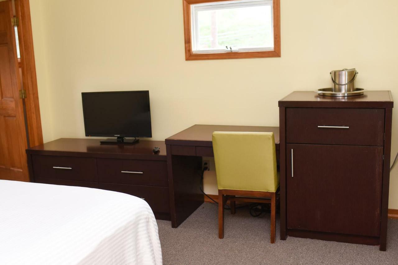 Chestnut Grove Family Resort Mount Pocono Esterno foto