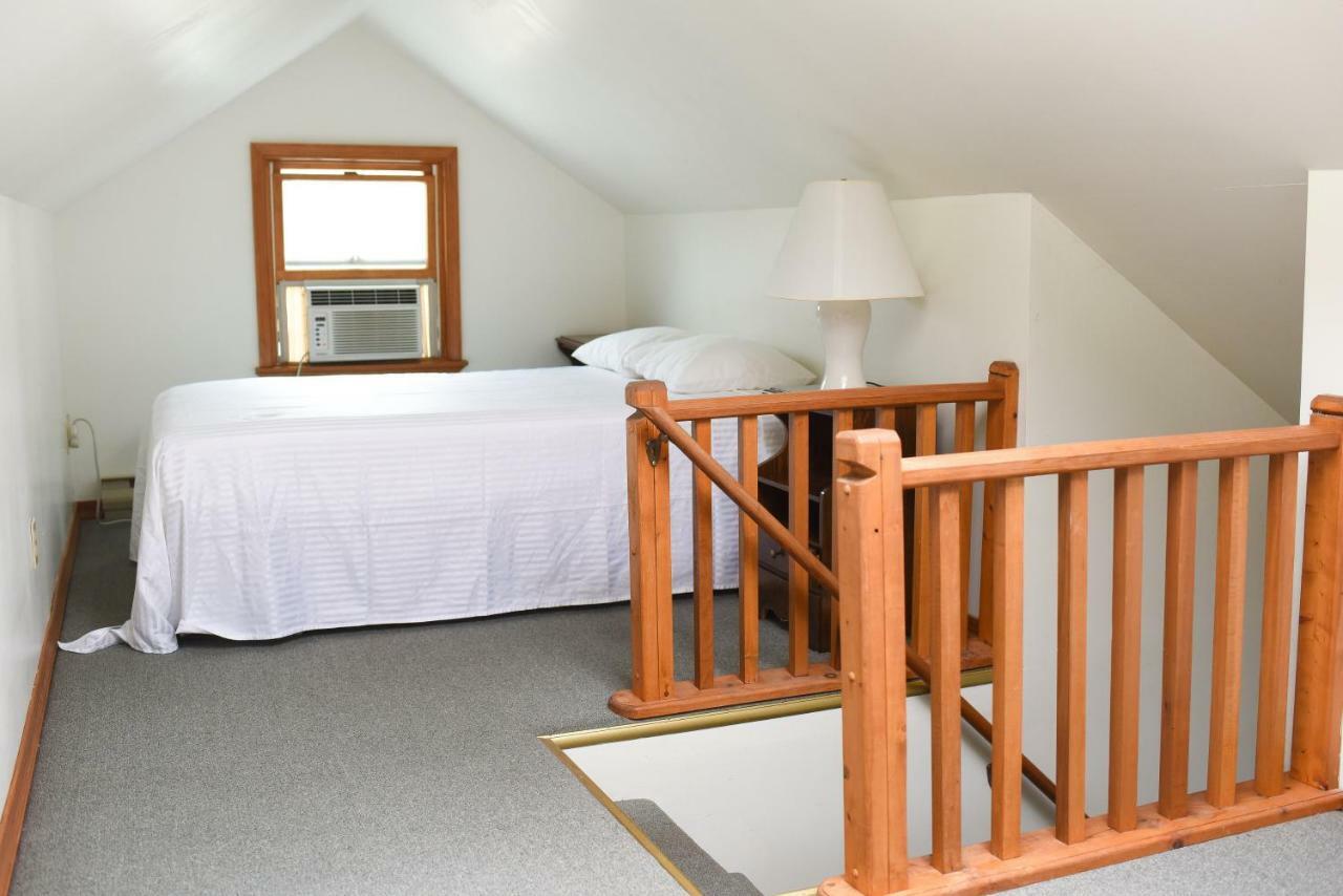 Chestnut Grove Family Resort Mount Pocono Esterno foto