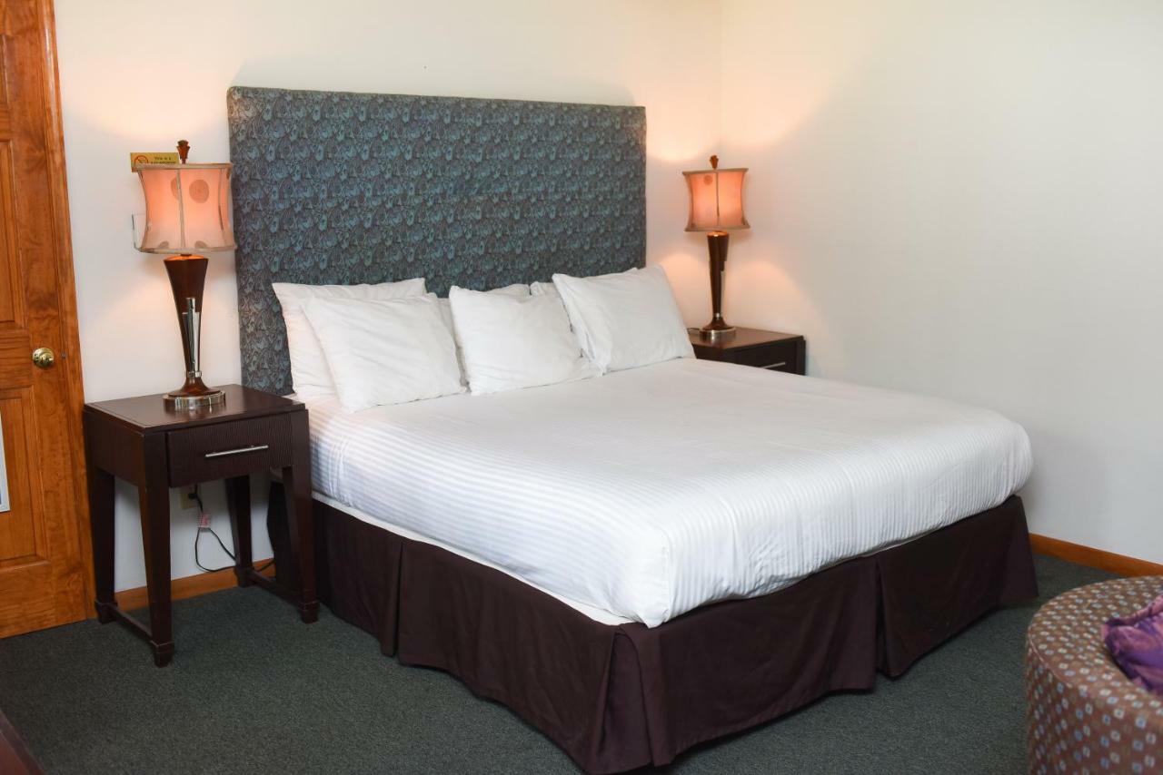 Chestnut Grove Family Resort Mount Pocono Esterno foto